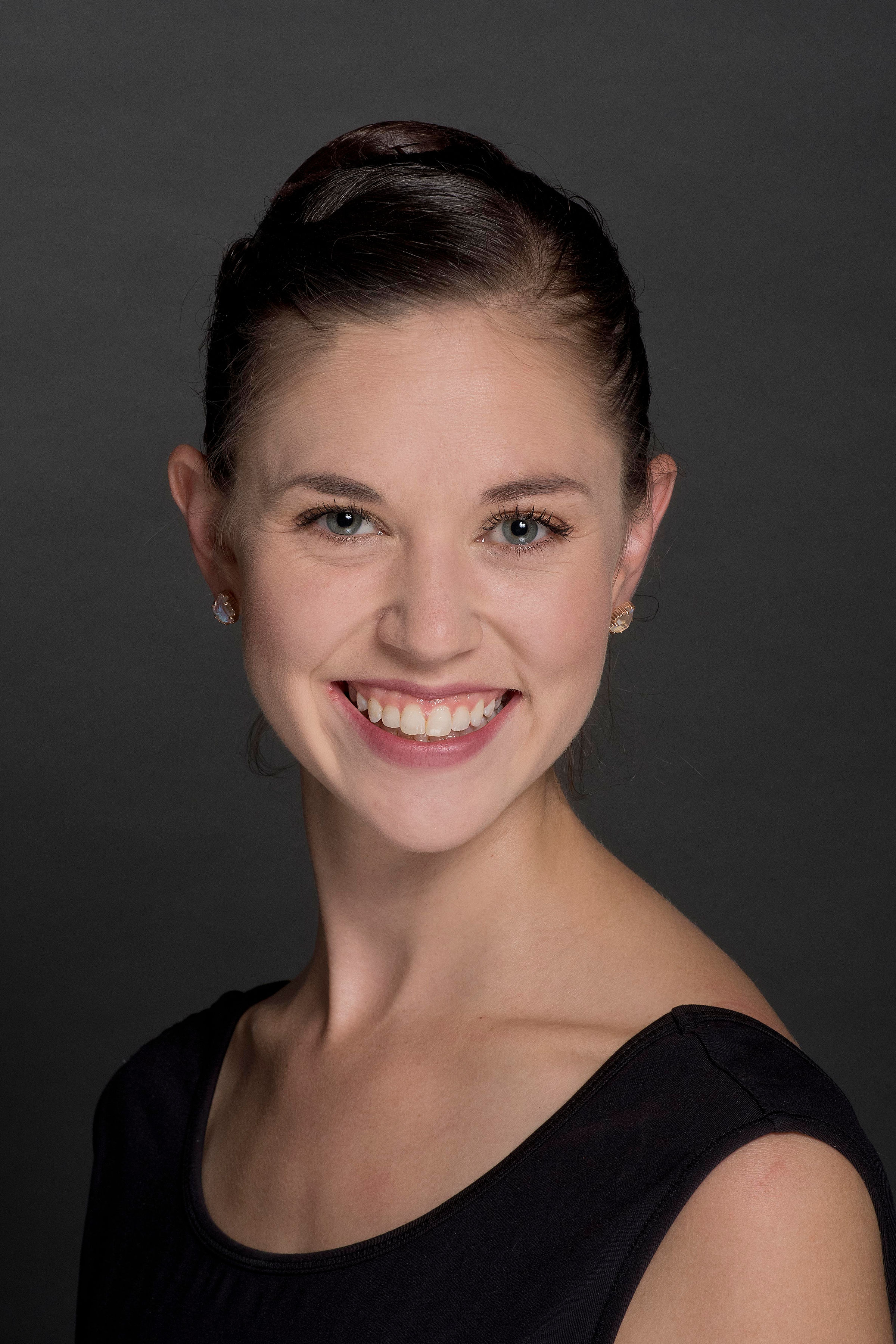 Headshot of CFDE Instructor Carrie Preus